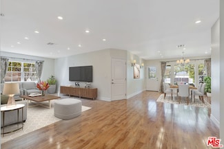 6378 Bertrand Ave, Encino, CA 91316