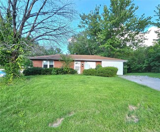 10060 Sheldon Dr, Saint Louis, MO 63137