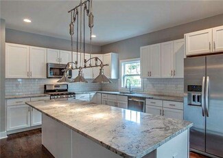 2206 11th Ave S Unit B, Nashville, TN 37204