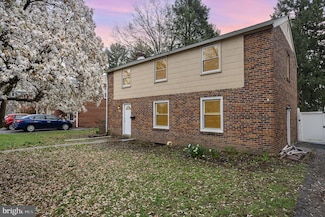 1609 Carlisle Rd, Camp Hill, PA 17011