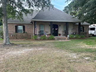 131 Violet Dr, Laurel, MS 39443