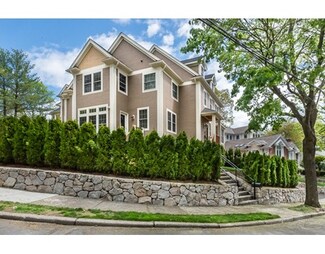 53 Helene Rd Unit 2, Waban, MA 02468