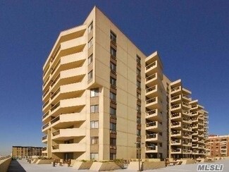 360 Shore Rd Unit 4F, Long Beach, NY 11561