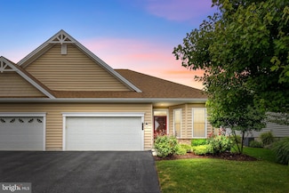 6917 Constitution Dr, Bethlehem, PA 18017