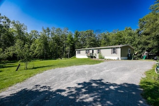 101 W Peenpack Trail, Sparrow Bush, NY 12780