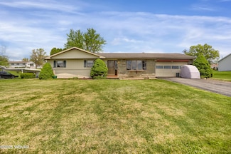 2284 Kenwood Ave, Williamsport, PA 17701
