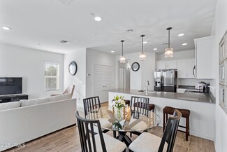 4021 E Pony Ln Unit 101, Gilbert, AZ 85295