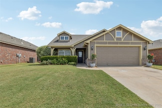 11123 N 145th East Place, Owasso, OK 74055