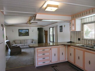 400 Hiram Page Rd, Yreka, CA 96097