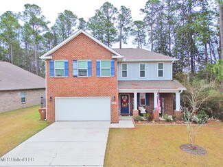 5258 Overland Dr, Biloxi, MS 39532
