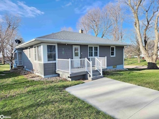 703 Birch St, Schleswig, IA 51461