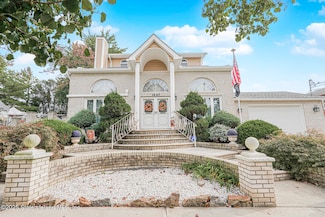 1447 Arden Ave, Staten Island, NY 10312