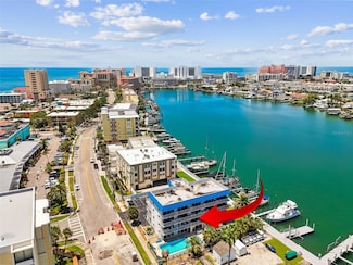 800 Bayway Blvd Unit 17, Clearwater Beach, FL 33767