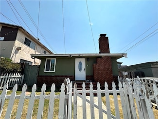 2240 Walnut Ave, Signal Hill, CA 90755