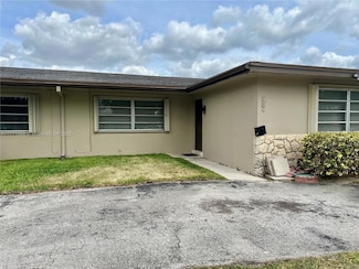 7001 NW 15th St Unit 1, Plantation, FL 33313
