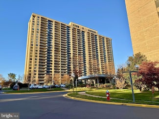 3701 S George Mason Dr Unit 904N, Falls Church, VA 22041