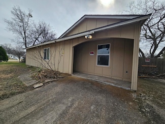 1600 Tower Dr, Arlington, TX 76010