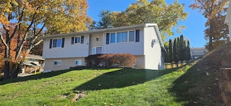 2434 Karen Ct, Binghamton, NY 13903
