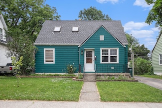 482 Grove Ave, Valparaiso, IN 46385
