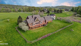 191 Kratz Rd, Honesdale, PA 18431