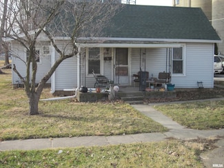502 S Mason St, Mason City, IL 62664