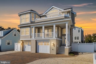 27 E 46th St, Beach Haven, NJ 08008