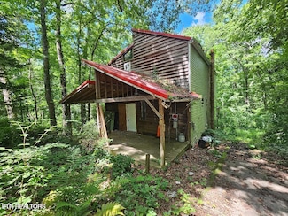 8031 Shady Ln, Powell, TN 37849