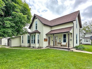 203 W Jackson St, Mulberry, IN 46058