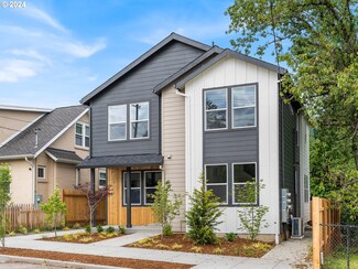 823 NE 92nd Ave Unit 2, Portland, OR 97206