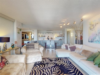 1015 Wilder Ave Unit 1003, Honolulu, HI 96822