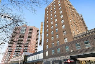 400 Walnut St Unit 305, Des Moines, IA 50309