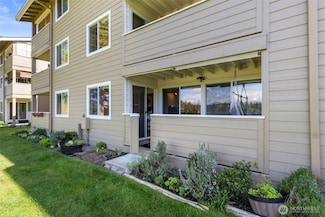 20145 Vikings Crest Loop NE Unit 3-105, Poulsbo, WA 98370