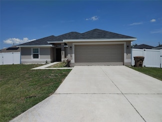464 Bridgewater Ct, Poinciana, FL 34758