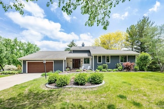 1221 Muirfield Ct, Middleton, WI 53562