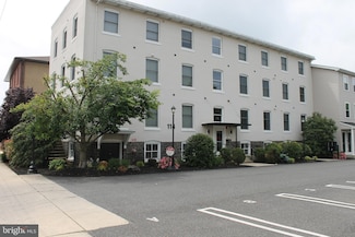 114 Front St Unit 302, Quakertown, PA 18951