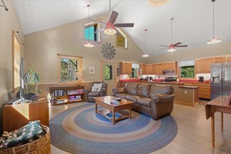 60 Petes Pond Rd, East Hardwick, VT 05836