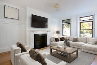 1805 Beacon St Unit 2, Brookline, MA 02445