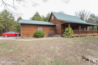 893 County Road 754, Belle, MO 65013