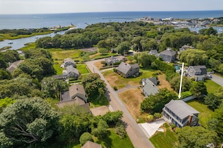 22 Colonial Way, Harwich, MA 02645