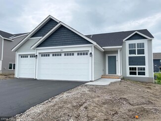 4813 162nd St N, Hugo, MN 55038
