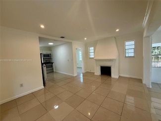 1146 NW 46th St, Miami, FL 33127