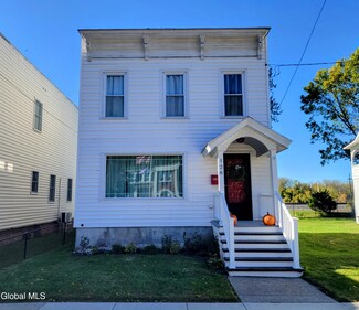 128 S Main St, Castleton On Hudson, NY 12033