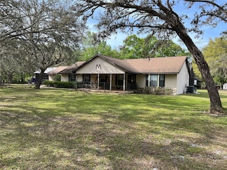 4586 Cr 696, Webster, FL 33597
