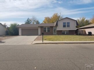 5 Glen Royal Dr, Pueblo, CO 81005