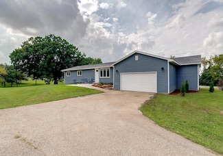 1515 Saint Paul Rd, Faribault, MN 55021