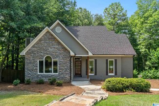135 Overview Dr, Sterrett, AL 35147