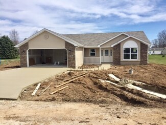 310 Reed St, South Whitley, IN 46787