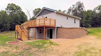 1004 Gem Ct, Wisconsin Dells, WI 53965