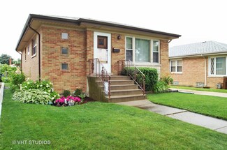 8019 N Wisner St, Niles, IL 60714
