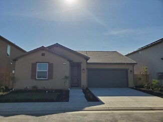 526 Talus Way S, Madera, CA 93636